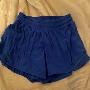 Blue Lululemon Hotty Hots Size 4